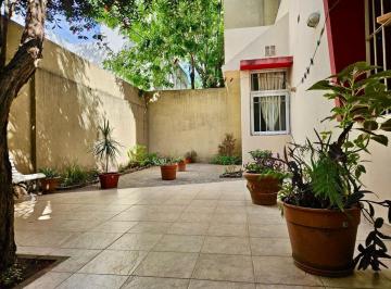 PH · 92m² · 3 Ambientes · 1 Cochera · PH 3 Ambientes Patio Cochera Apto Credito
