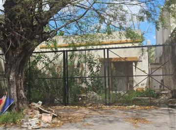 Terreno · 233m² · Terreno 8,66 X 27 Santos Lugares Venta San Martin
