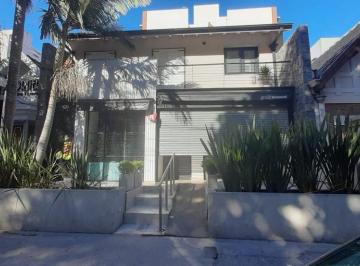 Local comercial · 149m² · Alquiler Local Inmejorable Ubicación Pza Conesa
