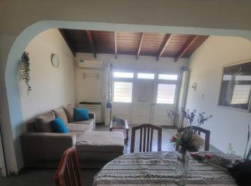 PH · 81m² · 4 Ambientes · 1 Cochera · PH en Venta - 3 Dorm. 2 Baños - Cochera - 81 m² - Tandil