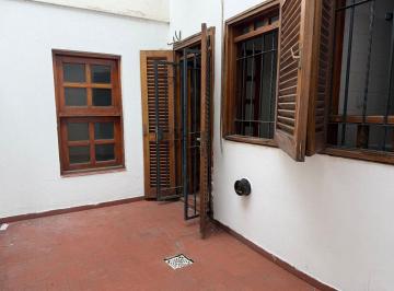 Departamento · 54m² · 4 Ambientes · Departamento 2 Dorm. Centro C/ Patio Interno