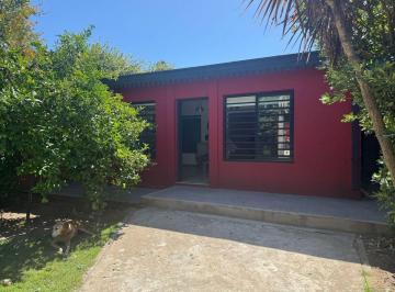 Casa · 102m² · 4 Ambientes · 1 Cochera · Casa en Venta Ringuelet