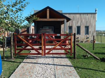 Casa · 102m² · 3 Ambientes · 1 Cochera · Venta Casa, Detalles de Categoría, Domselaar Chico