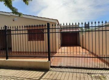 Casa · 140m² · 4 Ambientes · 4 Cocheras · Casa en Venta - 3 Dorm. 1 Baño - Cochera - 160 m² - Necochea