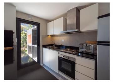 Casa · 127m² · 4 Ambientes · 1 Cochera · Triplex en Venta en Barrio Cerrado en Tigre. Amplios