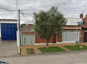 PH · 100m² · 5 Ambientes · PH en Venta - 2 Dorm. 2 Baños - Cochera - 200 m² - Tandil