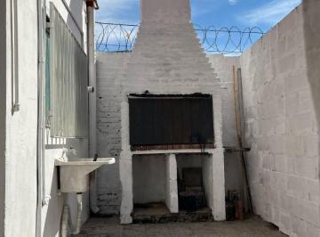 PH · 73m² · 3 Ambientes · PH 3 Amb C/patio en Planta Baja Al Frente en Martínez