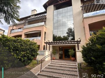 Departamento · 90m² · 3 Ambientes · 1 Cochera · Departamento en Alquiler – 2 Dorm. en Casonas del Nort