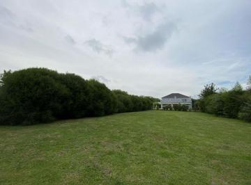 Terreno · 820m² · Lote en Venta Barrio Cerrado