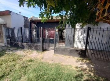 Casa · 86m² · 3 Ambientes · 1 Cochera · Venta Casa 3 Ambientes con Cochera en Varela