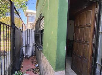 Casa · 214m² · 6 Ambientes · 3 Cocheras · Venta 3 Casas en Amplio Lote
