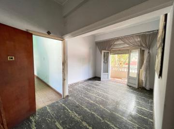 Departamento de 3 ambientes, Villa Crespo · Dpto 3 Amb con Doble Balcon - en Esquina Muy Luminoso. - Sin Expensas. - a Reciclar