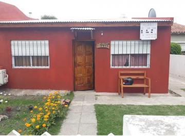 Casa · 80m² · 3 Ambientes · 1 Cochera · Casa en Venta - 2 Dorm. 2 Baños 1 Cochera - 450 m² - Miramar