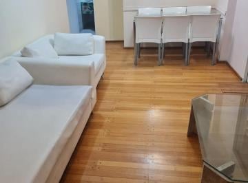 Departamento · 75m² · 2 Ambientes · Departamento en Alquiler - 3 Dorm. 3 Baños - 80 m² - Recoleta