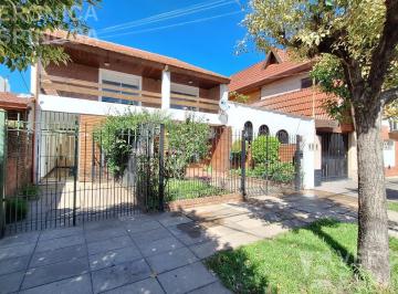 PH · 148m² · 4 Ambientes · 1 Cochera · Departamento Villa Luzuriaga Venta