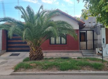 Casa de 3 ambientes, Godoy Cruz · Alquiler de Casa, Barrio Alcotán, Godoy Cruz - Mendoza, Argentina.