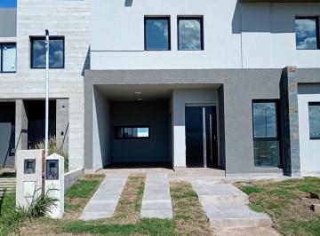 Departamento · 120m² · 6 Ambientes · 1 Cochera · Venta Duplex 2 Dorm. Colinas de Manantiales