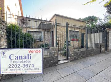 Casa de 3 ambientes, Vicente López · Casa de 3 Amb en Lote Propio de 8,66 X 20 m Para Modernizar.