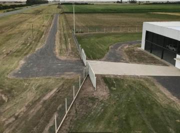 Bodega-Galpón · 900m² · 3 Ambientes · Gran Salon en Ruta 19 y Cruce con Franck