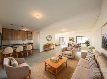Casa · 107m² · 9 Ambientes · 2 Cocheras · Rincones de Manantiales - Duplex 3 Dorm y 3 Baños