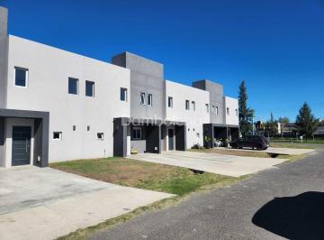 Departamento · 90m² · 3 Ambientes · 1 Cochera · Dúplex en Venta, Solar de Alvarez, Fco Álvarez, Moreno