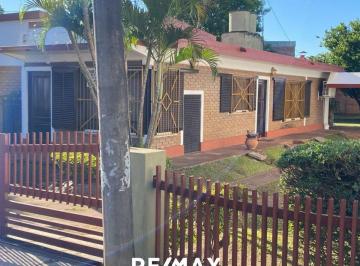 Casa · 200m² · 6 Ambientes · 1 Cochera · Casa en Venta 6 Amb Barranqueras