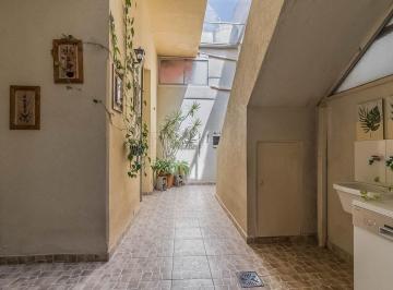 PH · 124m² · 4 Ambientes · Venta PH a Nuevo 4 Ambientes Parque Avellaneda