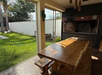 Foto · Duplexcasa a La Venta Barrio Urca