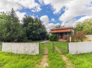 Casa · 60m² · 3 Ambientes · 1 Cochera · Casa en Venta en Colon 2 Dorm.