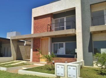 PH · 110m² · 3 Ambientes · 2 Cocheras · Venta Dúplex 2 Dorm San Ignacio Village Excelente Ubicación
