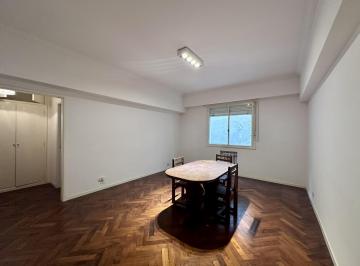 Departamento · 54m² · 2 Ambientes · Muy Amplio 2 Amb en Edficio Antiguo de Categoría. Reciclado. Cerca de Todo.
