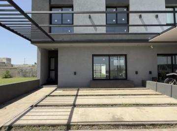 Departamento · 135m² · 3 Ambientes · Duplex en Colinas de Manantiales