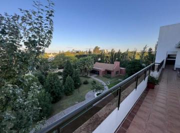 Departamento · 205m² · 3 Ambientes · Pent House en Casonas del Parque
