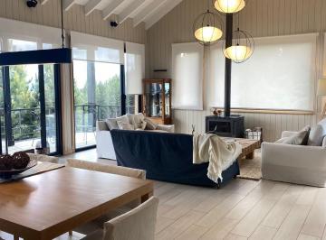 Casa en Venta de 6 ambientes Chapelco Golf & Resort · Casa a Estrenar Chapelco Golf & Resort San Martín de Los Andes, Patag Argentina