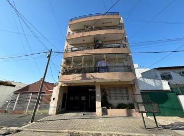 Departamento de 2 ambientes, Avellaneda · Departamento de 2 Ambientes (3º Piso por Escalera)
