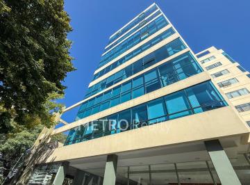 Oficina comercial · 420m² · 6 Cocheras · Oficina en Alquiler en Excelente Edificio con Vista Al Río
