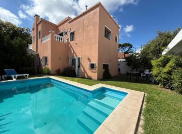 Casa de 11 ambientes, Córdoba · Venta Casa Jardín Espinosa Pileta 6 Dorm