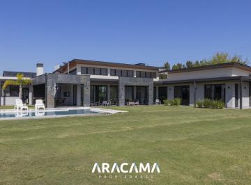 RRA-RR1-1714_2 · Casa en Venta en Fincas de San Vicente