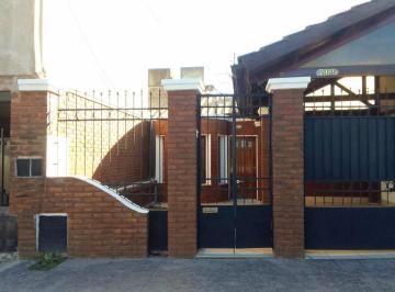 Casa · 64m² · 3 Ambientes · Propiedad en Zona Norte en Muy Buen Estado