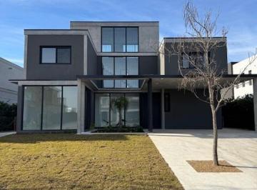 Casa · 327m² · 6 Ambientes · 4 Cocheras · Casa 6 Ambientes a Estrenar Al Agua en Venta, Virazon Nordelta
