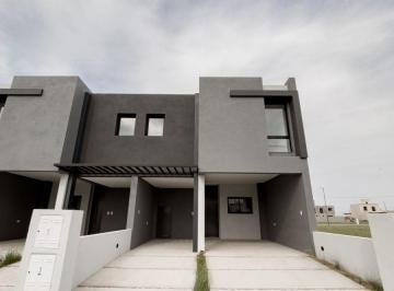 Casa 146m² Venta Quebradas de Manantiales · Quebradas de Manantiales – Dúplex de 3 Dorm. con 3 Baños!