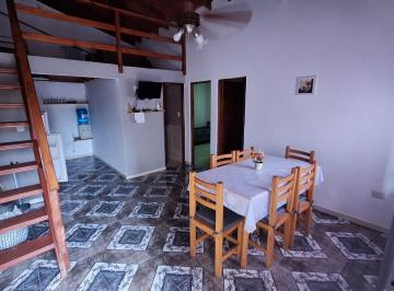 Casa · 73m² · 3 Ambientes · 1 Cochera · Casa 3 Amb Acepta Permuta
