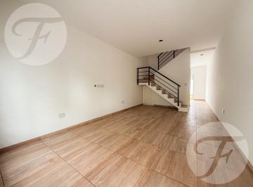 Departamento · 64m² · 3 Ambientes · 1 Cochera · Apto Crédito - Nuevo Valor - Dúplex 3 Ambientes a Estrenar en con Cochera en Castelar Sur