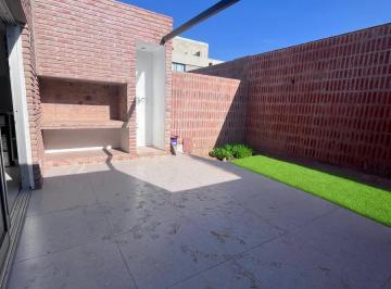 Casa de 4 ambientes, Córdoba · Casa en Venta Una Sola Planta de 2 Dorm. en Docta