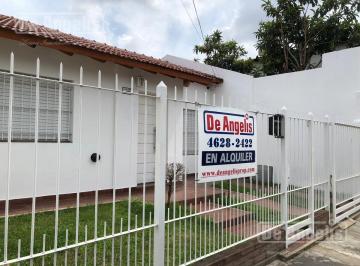 PH · 70m² · 3 Ambientes · 1 Cochera · PH - V. Sarmiento