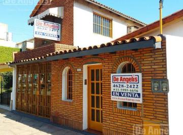Casa · 180m² · 3 Ambientes · 1 Cochera · Casa - Moron Sur