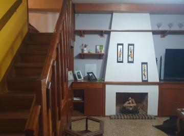 Casa · 175m² · 7 Ambientes · 1 Cochera · Casa en Venta