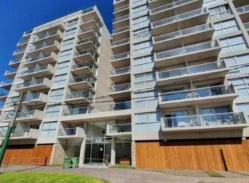Departamento · 90m² · 2 Dormitorios · 2 Cocheras · Departemento de 3 Amb en Venta, en Camacua Al 300 Ituzaingo