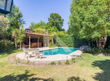 Casa · 468m² · 5 Ambientes · 4 Cocheras · Huerto del Sol - Chacras de Coria, La Puntilla 4 Dorm