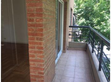 Departamento · 48m² · 2 Ambientes · Hermoso Semipiso Al Frente con Balcon Terraza